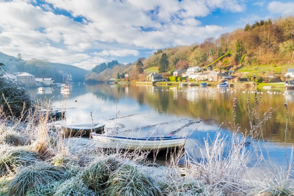 Frosty morning beside the River Lerryn in Cornwall, South West England