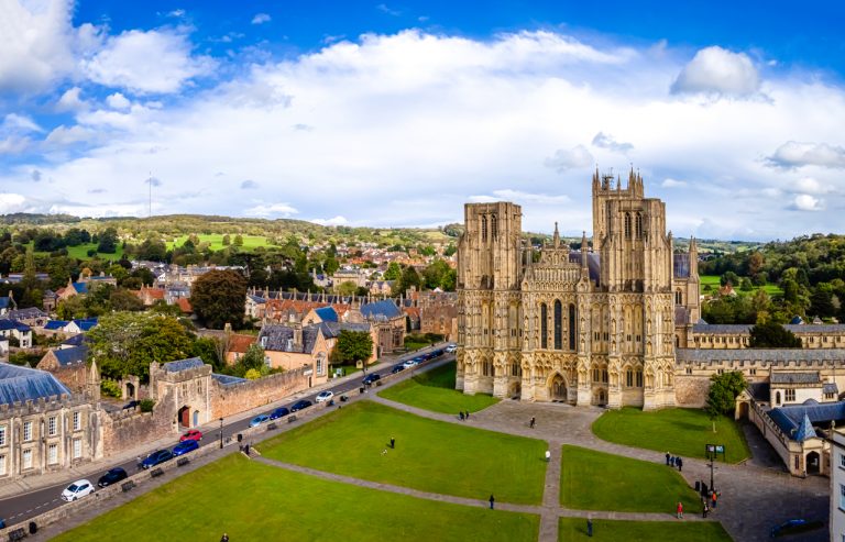 30+ Awesome Places to Visit in South West England