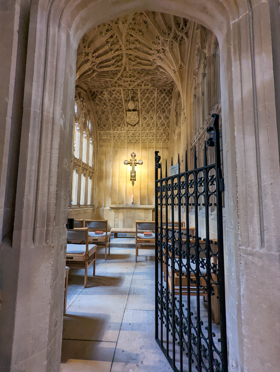How to visit Bath Abbey, Somerset: full guide & tips