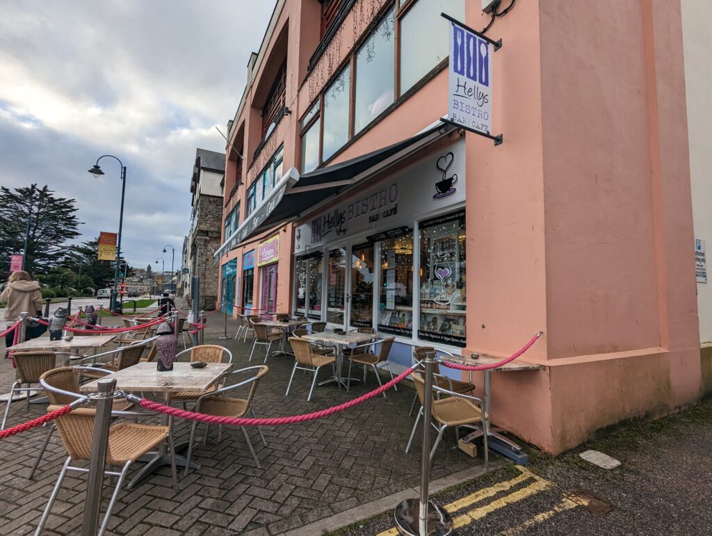 One of the best cafes in Penzance, a 2 minute walk from the harbour. The walls are pink and there is an outdoor seating area. 