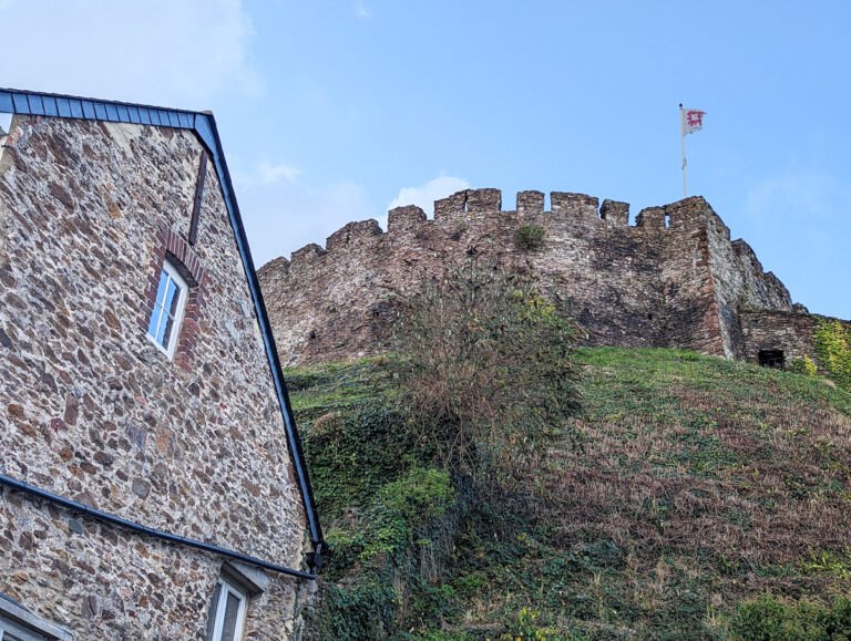 Where is Totnes? Here, you'll find Totnes Castle